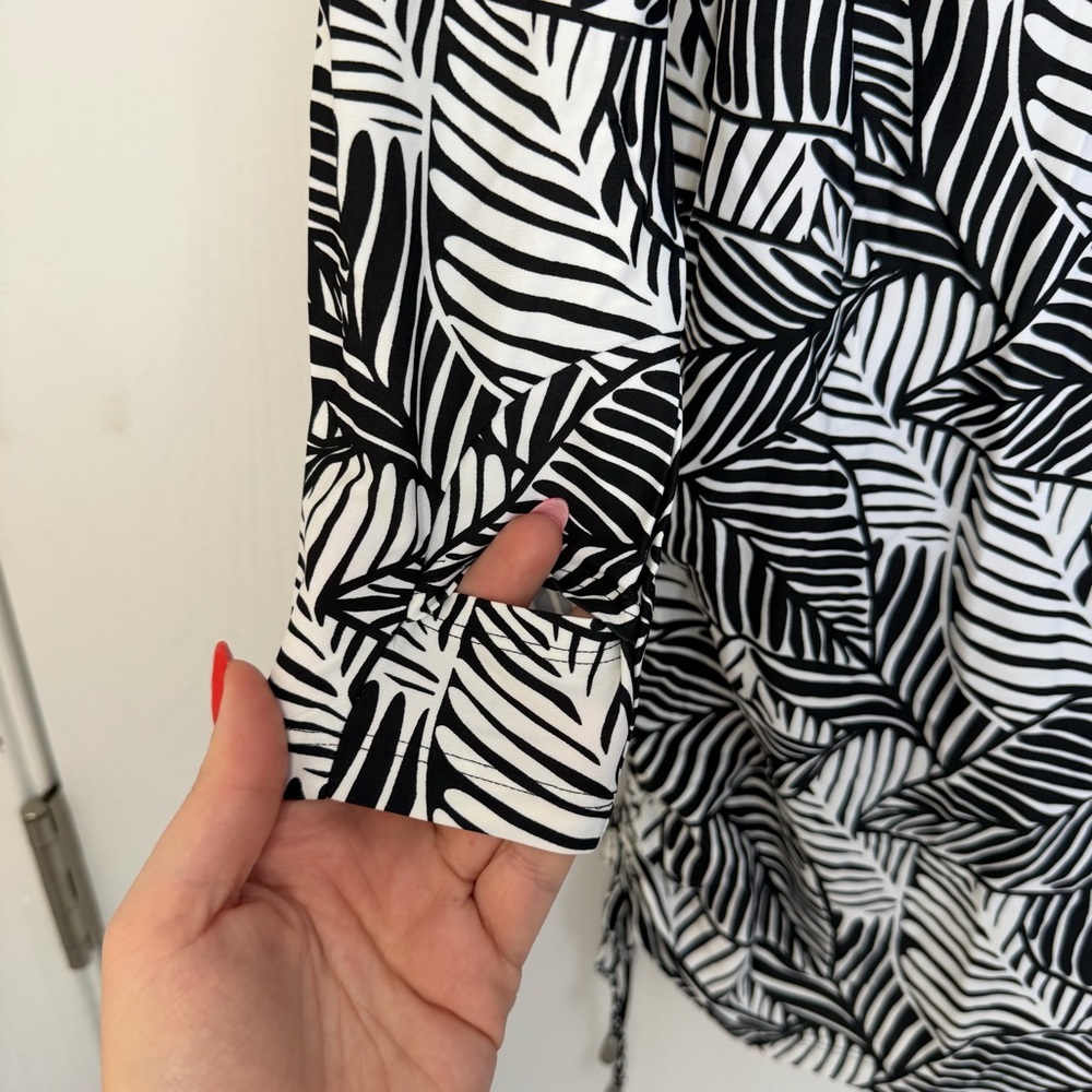 NWT Coolibar Wailea Black and White Hooded Swim Cover-Up UPF 50 Summer Beachwear - Picture 5 of 14